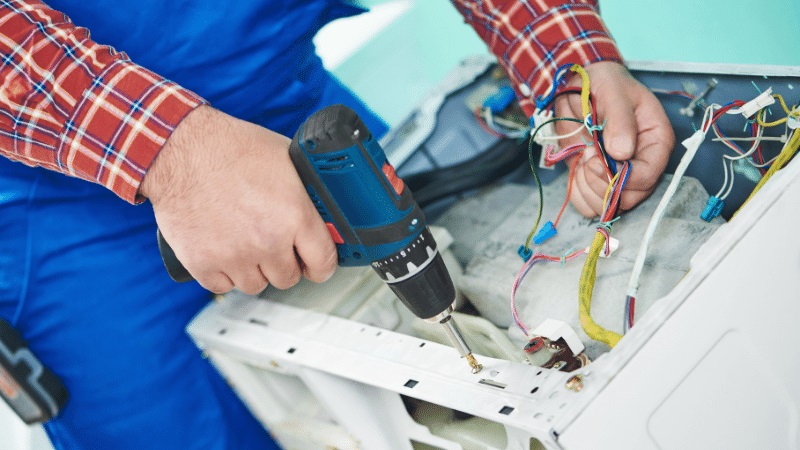 Adapazarı LG LG çamaşır makinesi kart tamiri – Su almama arızası orijinal parça ile giderildi. - Teknik servis örneği